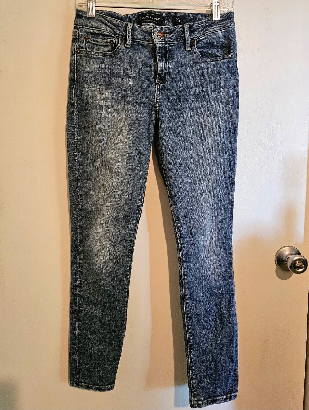 Lucky Brand Lolita Skinny Jeans Women’s Size 6 Medium Wash Stretch Denim